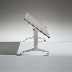 Flip folding table 翻轉折疊桌   LAMM家具品牌